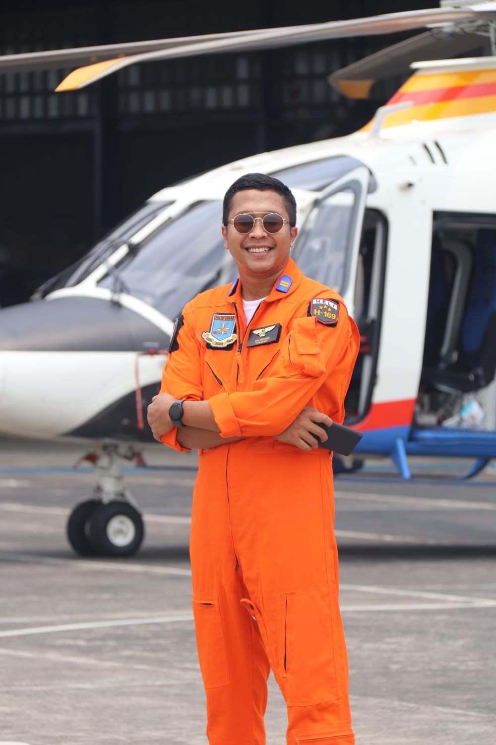 Dari IT, Road Manager, hingga Pilot Helikopter, AKP Tri Husada Wahyu Andromeda Resmi Pimpin Polsek Mamajang